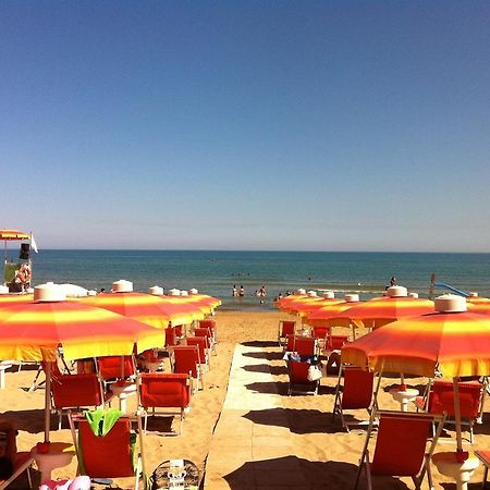 Residence Village Lido Del Gargano ローディ・ガルガーニコ エクステリア 写真